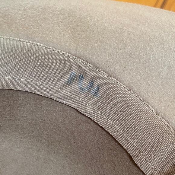 Brown 100% Wool Women's Hat 15” Triple Tied Hat Band Ribbon Inside Fall Staple - Picture 8 of 8